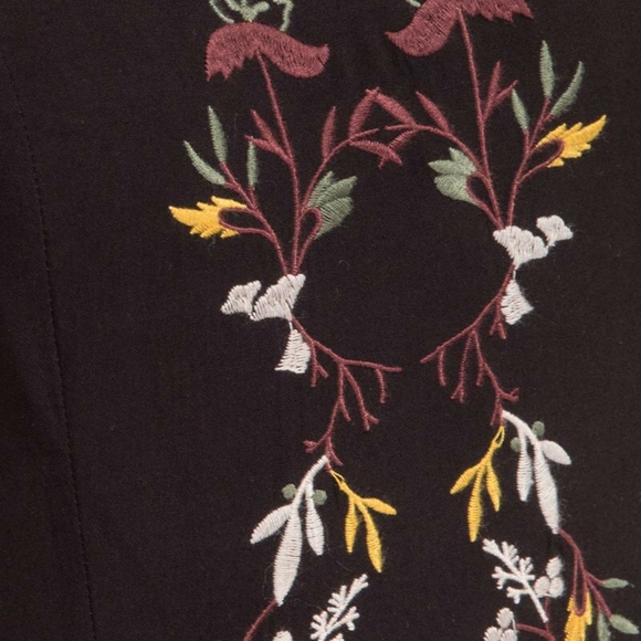 NEW- Francesca's EVITA  EMBROIDERY MAXI DRESS - Picture 4 of 9